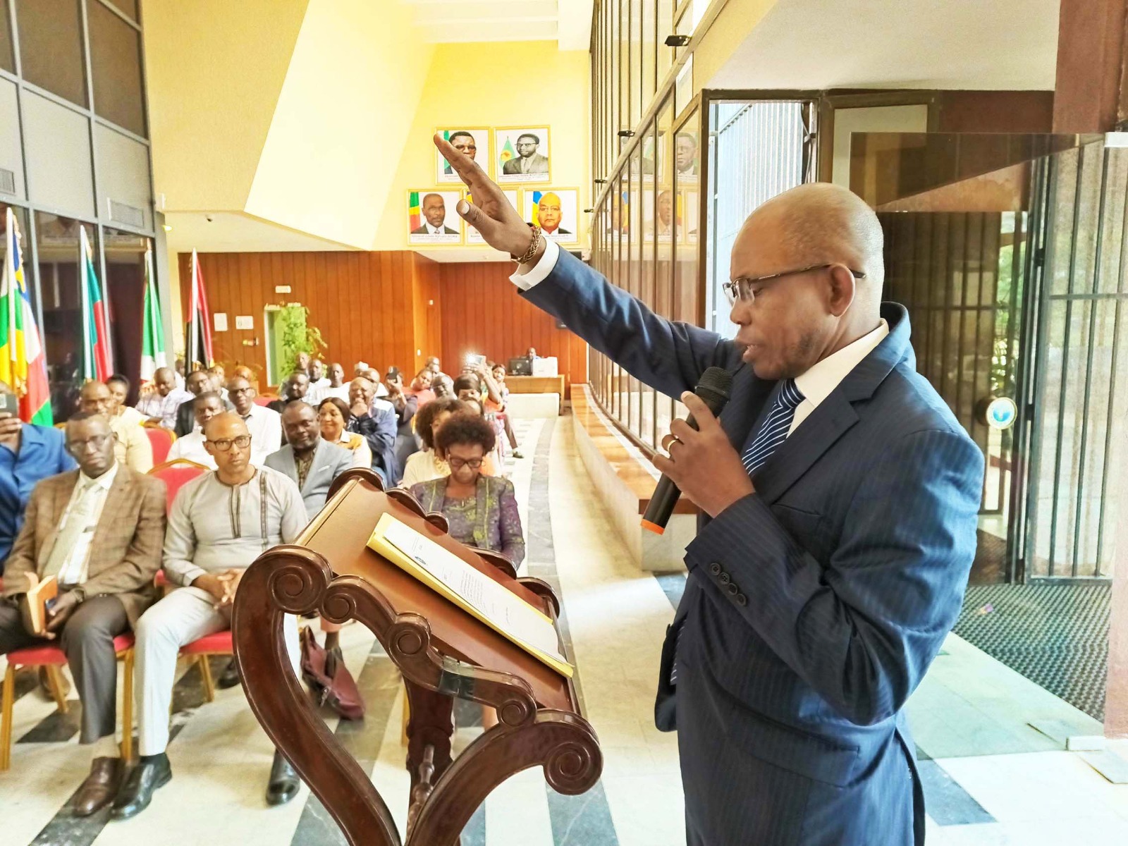 CEEAC : Désiré Armend Ndemazagoa Backotta promu directeur énergie.
