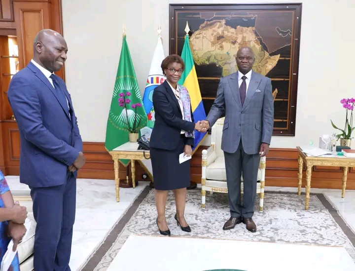 Gabon : Oligui Nguema échange avec les représentants de la Banque Mondiale
