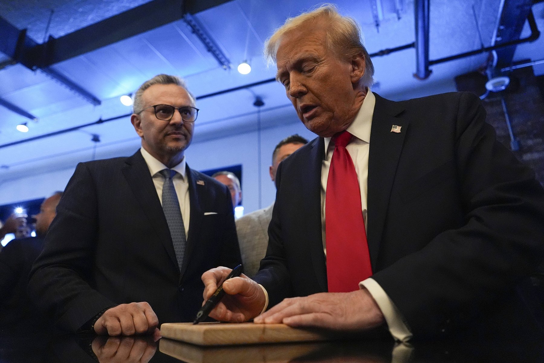 Le conseiller spécial du président des USA pour l’Afrique en tournée « pour une paix durable » dans l’Est de la RDC