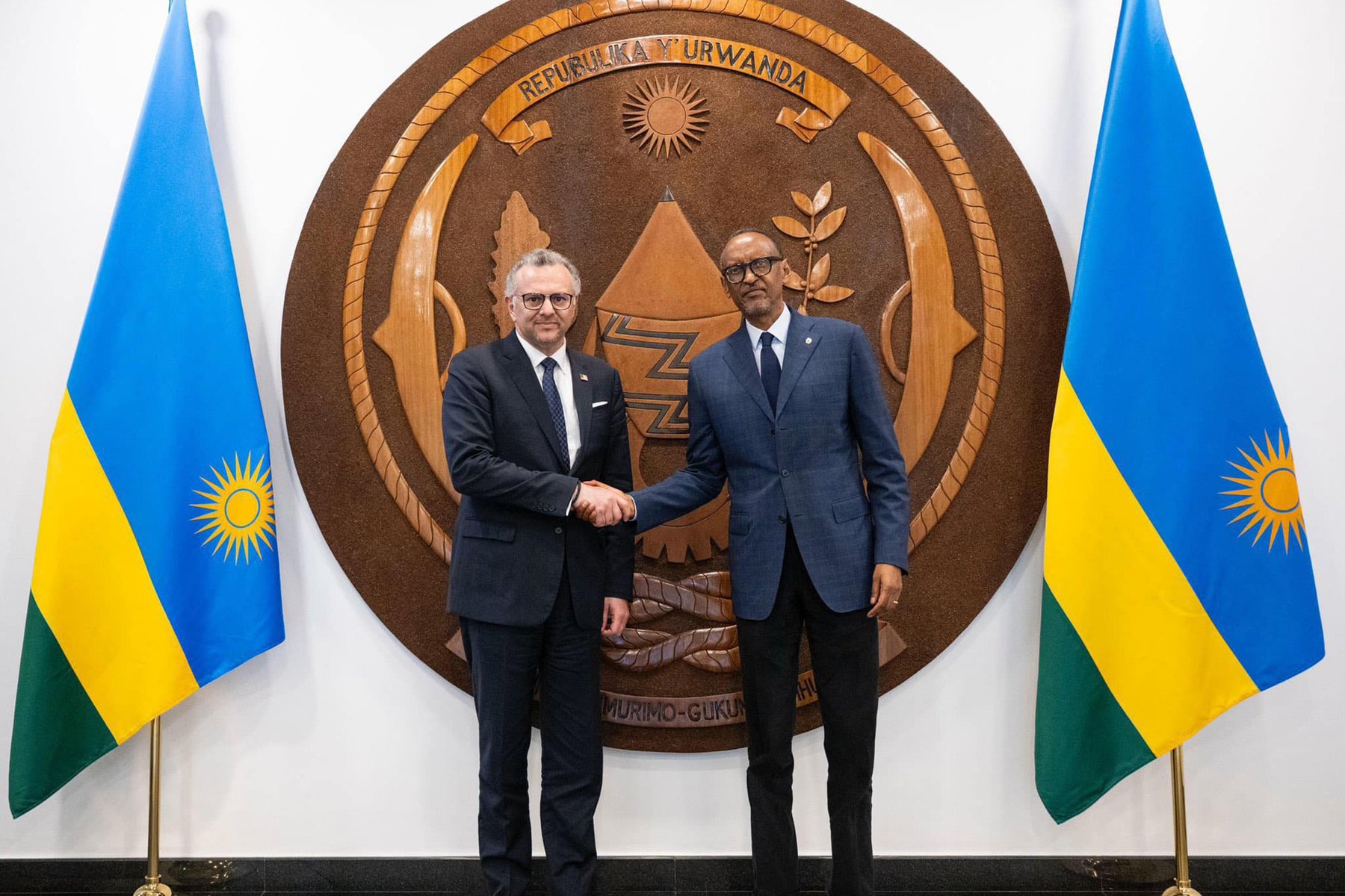 L’émissaire américain pour l’Afrique demande au Rwanda de « cesser tout soutien militaire au M23 »