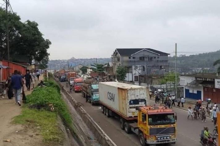 RDC : Une grève annoncée pour réclamer la reprise de la circulation pendant la journée des camions-remorques à Kinshasa
