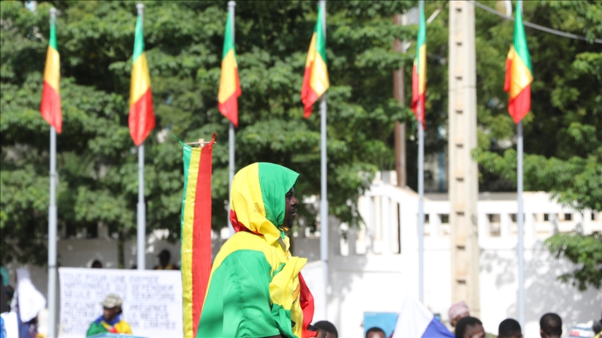 Mali: les partis politiques appellent à un nouveau rassemblement contre leur dissolution