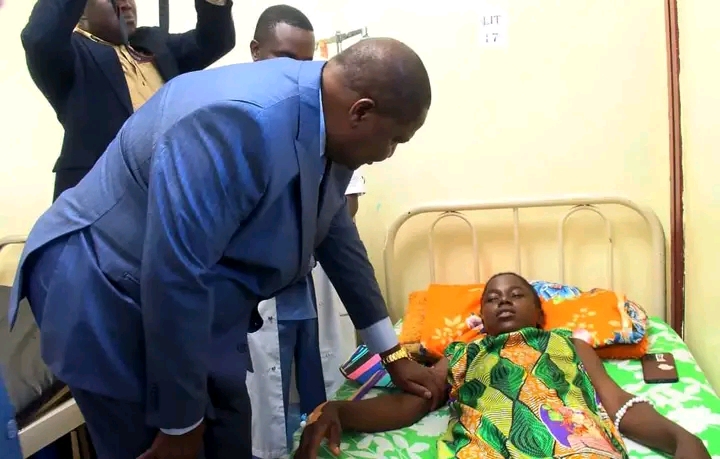 Centrafrique : le Président Touadéra au chevet des victimes du drame du Lycée Barthélemy Boganda