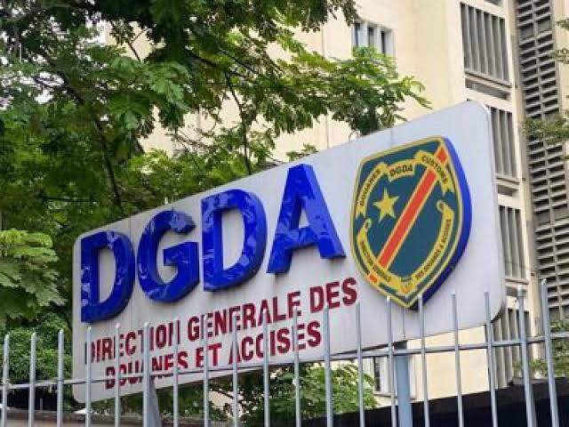 DGDA/Lualaba : offensive contre les réseaux de fraude pétrolière à la frontière angolaise