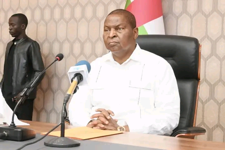 Centrafrique : Le Président Touadéra reçoit les familles des victimes du drame du lycée Barthélemy Boganda de Bangui