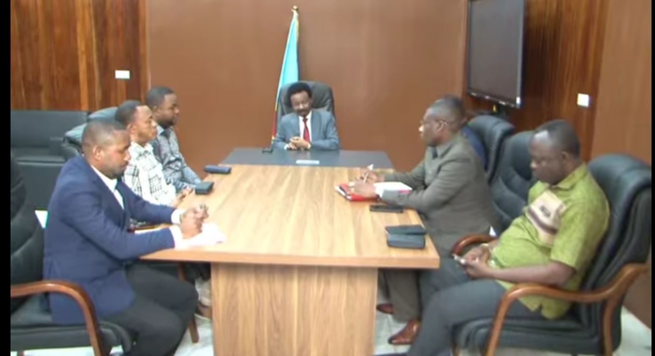RDC : l’indemnisation des victimes des conflits armés au cœur des échanges entre Mboso et les députés du Grand Bandundu