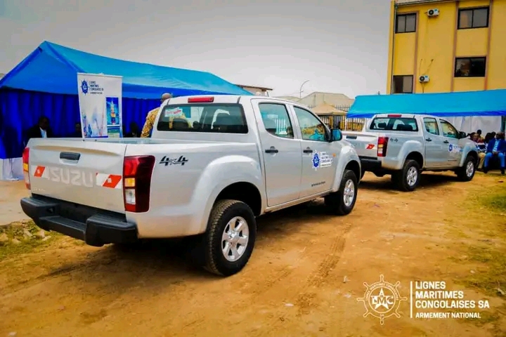 LMC : Des pick-up neufs remis à la direction provinciale au Kongo Central