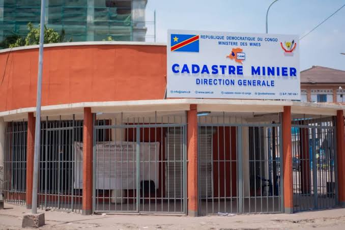 RDC : Le Cadastre Minier rappelle aux titulaires de droits miniers et de carrières l’obligation de transmettre les preuves de commencement des travaux