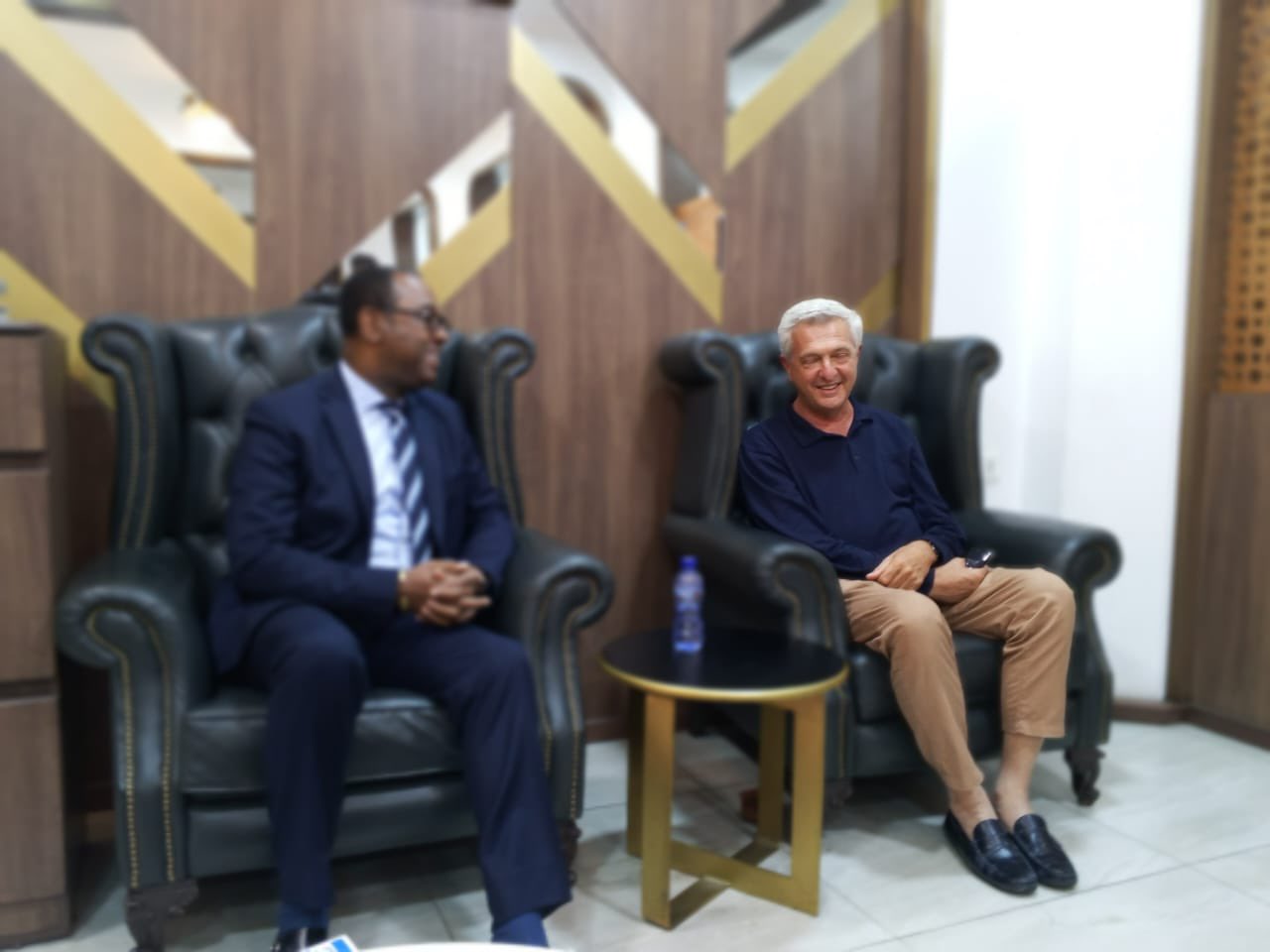 RDC : Le Haut-Commissaire des Nations Unies pour les réfugiés en visite à Kinshasa pour parler de la paix