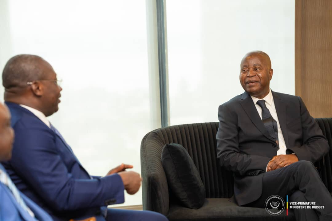 RDC : Le projet de loi de finances 2026 au cœur des échanges entre le VPM Adolphe Muzito et ministre Guy Loando