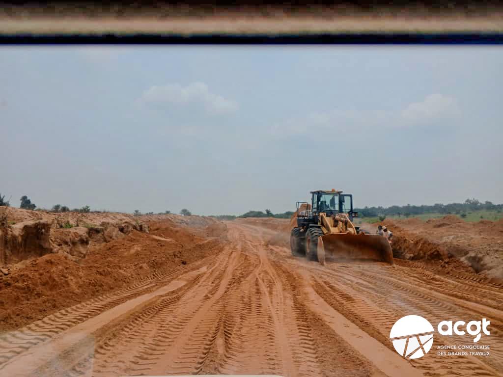 Réhabilitation de la route Bena Kazadi–Port de Ndomba : une étape clé franchie avant le début des travaux (ACGT)
