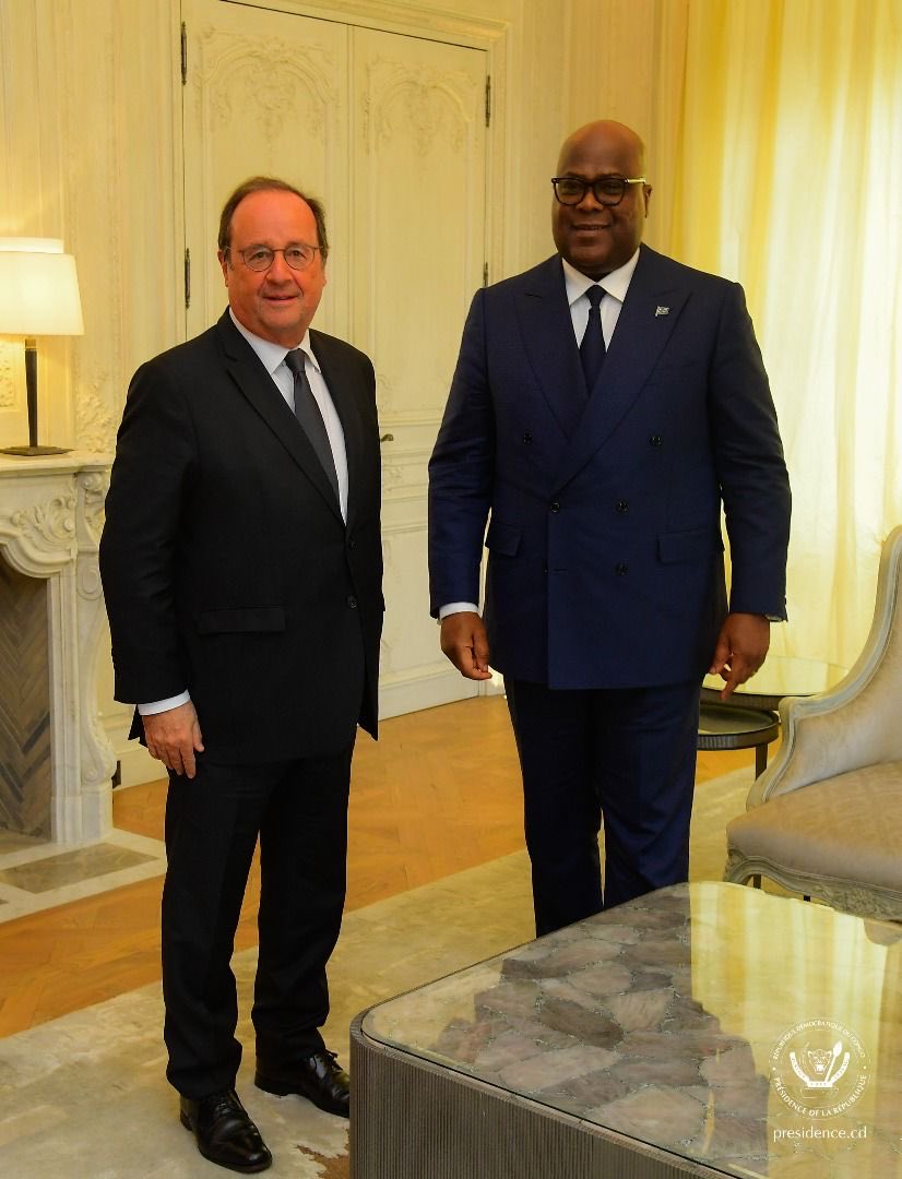 Félix Tshisekedi échange avec François Hollande à Paris
