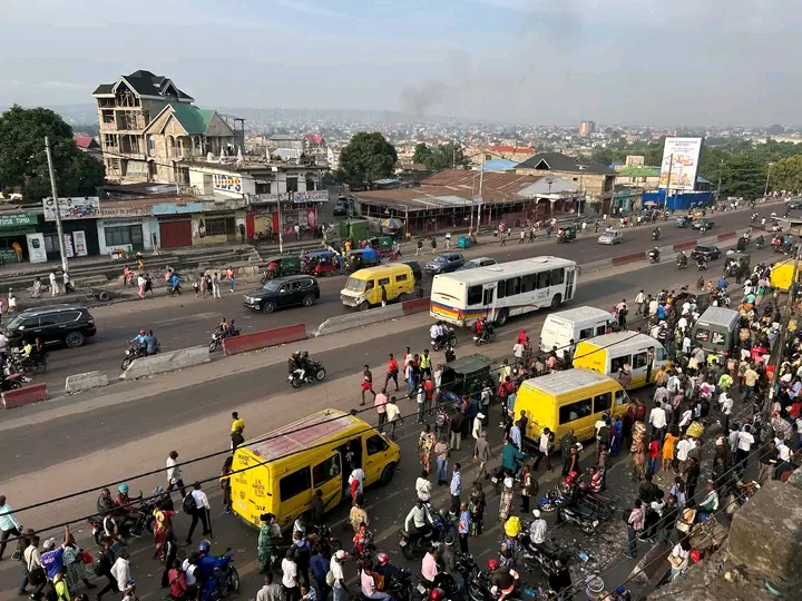 RDC : timide circulation des transports en commun ce lundi à Kinshasa