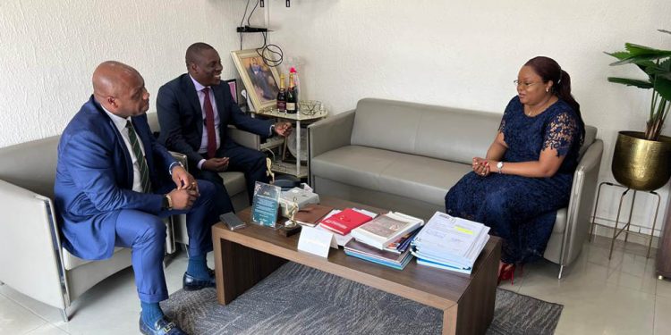OCC : Christelle MUABILU reçoit les Directeurs des départements Laboratoires et Marketing