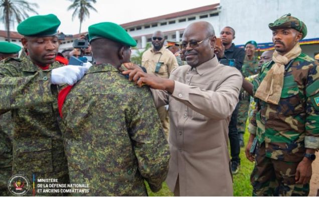 RDC : prestation de serment de 295 officiers subalternes à l’Académie militaire de Kananga