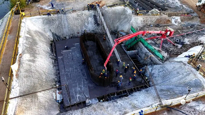 Pont à haubans sur la Luapula : les travaux de fondation terminés (ACGT)