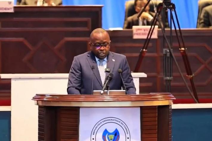 Assemblée nationale : la motion contre Jacquemain Shabani ne figure pas à l’ordre du jour de la plénière de ce lundi