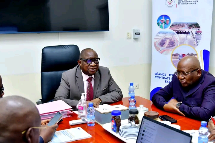 RDC : lancement des travaux d’évaluation des contrats de concession pour l’exercice 2025
