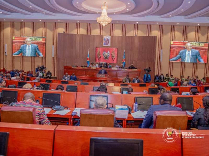 RDC : le Sénat adopte la proposition de loi sur l’organisation du référendum
