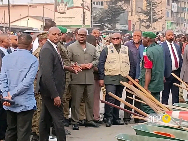 Assainissement de Kinshasa : à Tshangu, Félix Tshisekedi exprime sa satisfaction face aux résultats obtenus