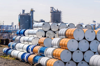 Hydrocarbures : hausse de 6,3 % du prix du baril de pétrole à l’international